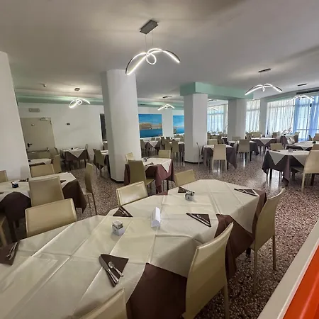 Hotel Vienna-3