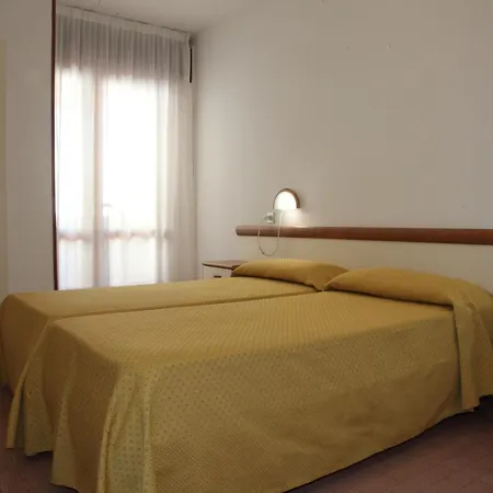 Hotel Garni Losanna-3