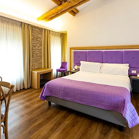 Hotel Corona-3