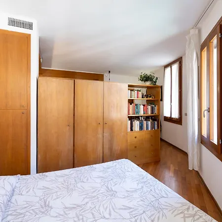 Anzolo Palace - Rooms & Apartments-3