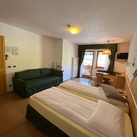 Hotel Camoscio-2
