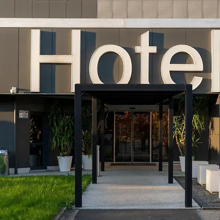 The Aries Hotel-2