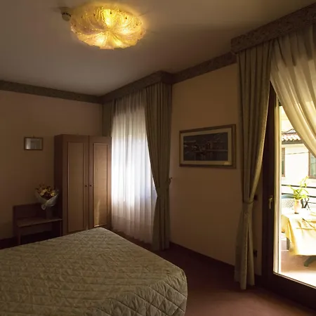 Hotel Villa Tiziana-2