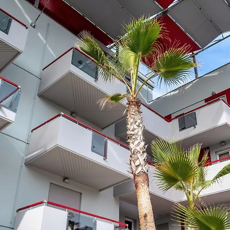 Domino Suite Hotel & Residence-2