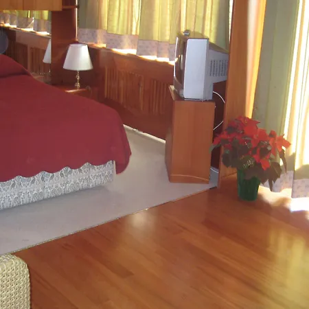 Hotel Mirage-3