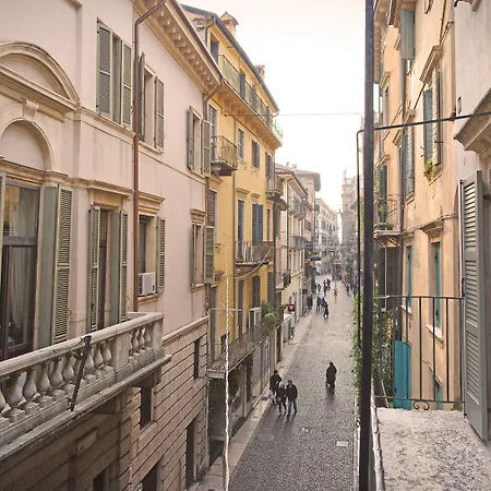 Truly Verona-2