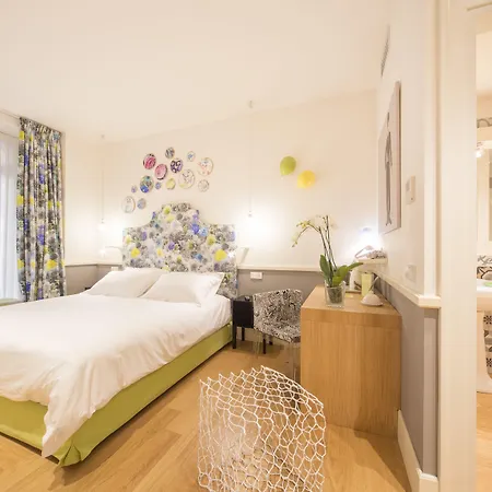 Cinque Rooms-3