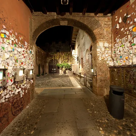 La Corte Di Giulietta-3