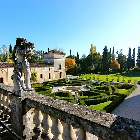 Hotel Villa Giona-3