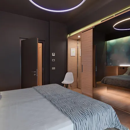 Air Suite Verona - Adults Only-3