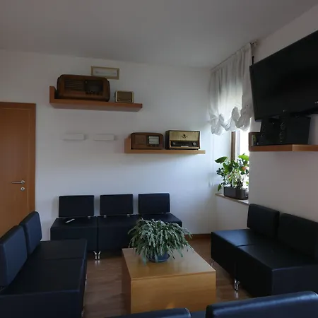 Albergo De March-2