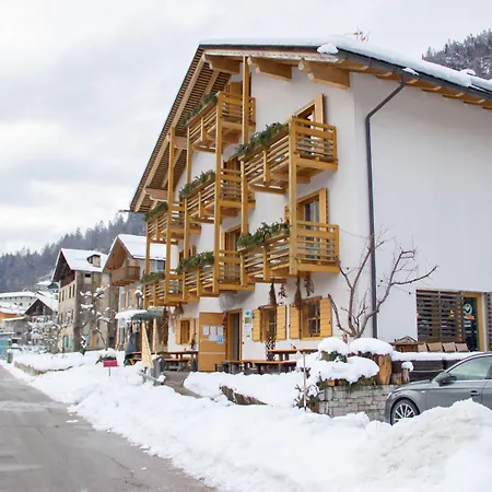 Dolomiti Lodge Villa Gaia-2