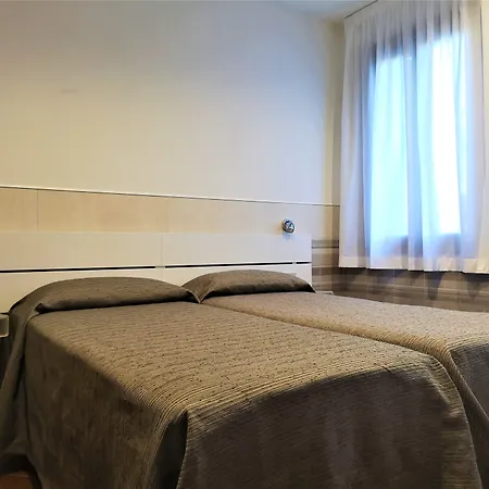 Hotel Rossi-3