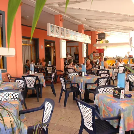 Hotel Moderno-2