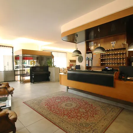Hotel Salieri-2