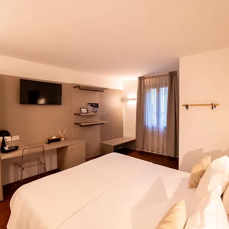 Bassano Club House-2