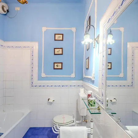 Casa Esvael - Historic Rooms In Verona City Center-3
