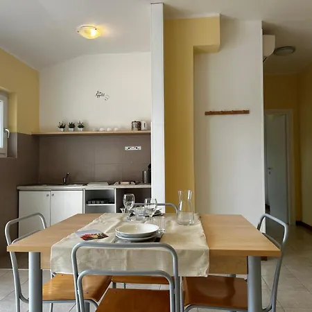 Bran & Denise Residence-2