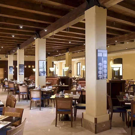 Hilton Molino Stucky Venice-2