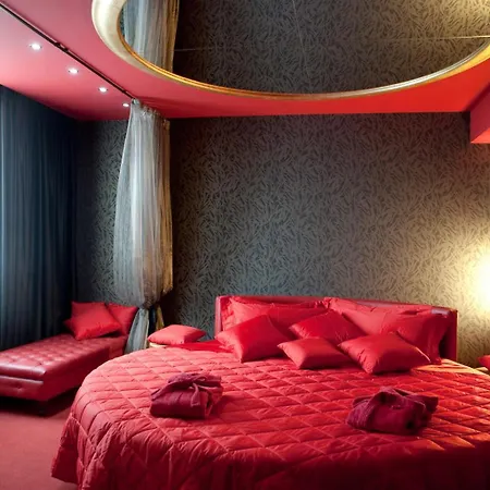 Base Hotel-3