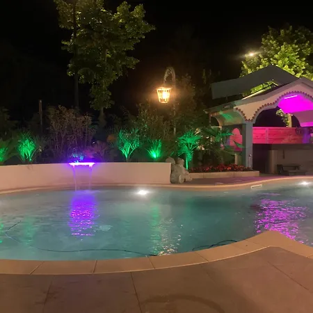 Hotel Maxim-2