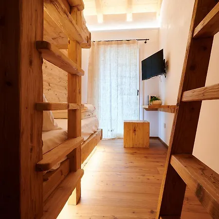 Brocheta Guest House-3