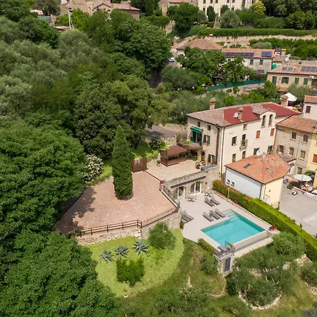 Borgo Petrarca-2