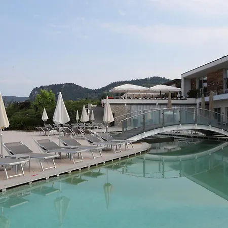 Parc Hotel Germano Suites & Apartments-2