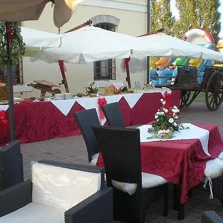 Ristorante Alloggio Ostello Amolara-3