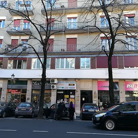 Melibi - Re Lear Apartments-2
