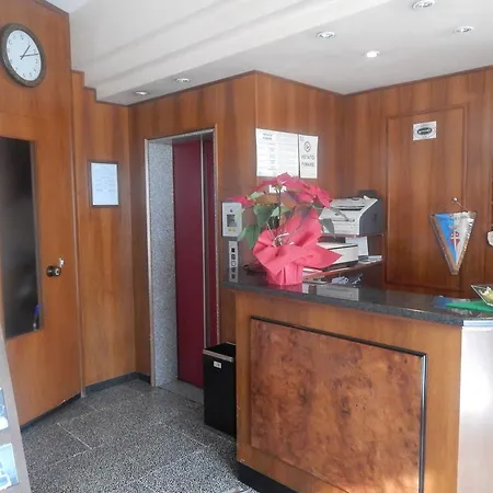 Hotel Aurora-2