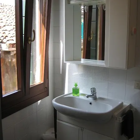 B&B Santo Stefano - Venezia-3