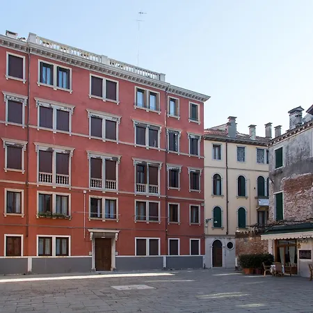 True Venice-2