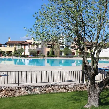 Holidays Garda Resort Village-2