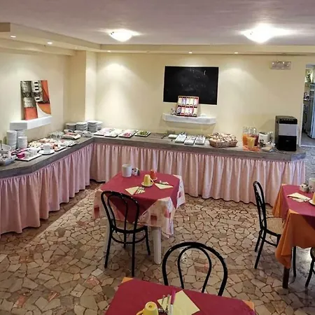 B&B Hotel Delle Rose-3