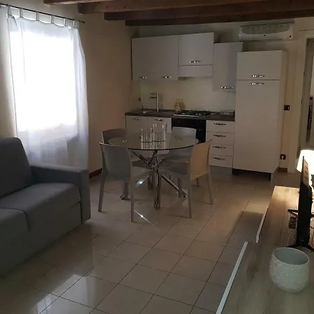 Elly'S House-3