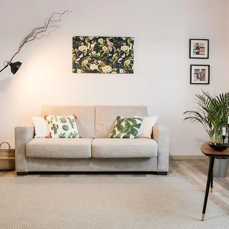 Verona Uptown Mood Apartment-3
