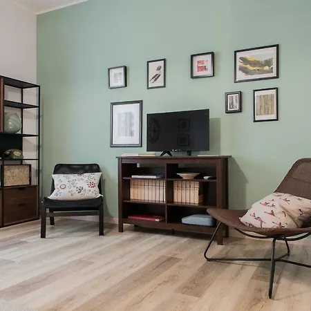 Verona Uptown Mood Apartment-2