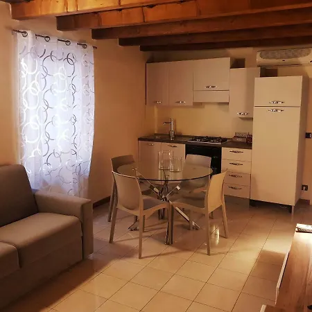 Elly'S House-2