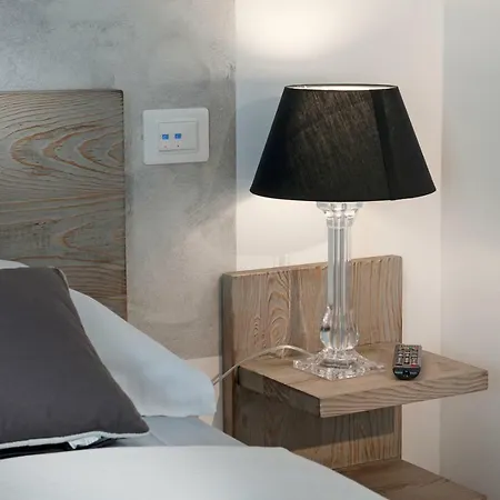 Le Suites - di fronte Ospedale Sacro Cuore-2