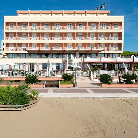 Hotel Columbus-2