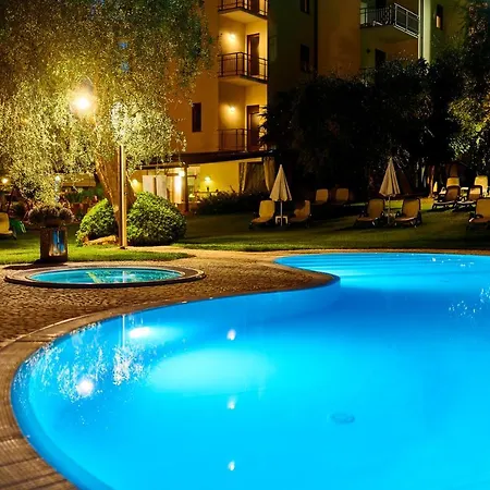 Eco Hotel Benacus-2