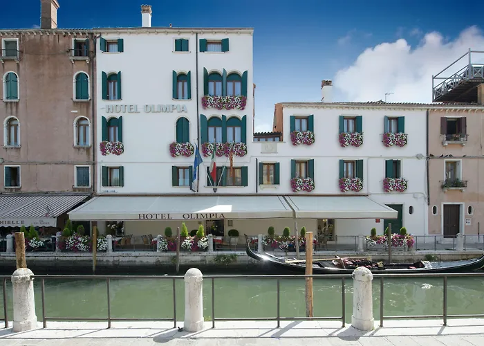 Venice Hotels for Romantic Getaway