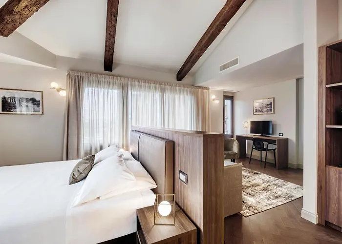 Porta Altinia Suites Treviso