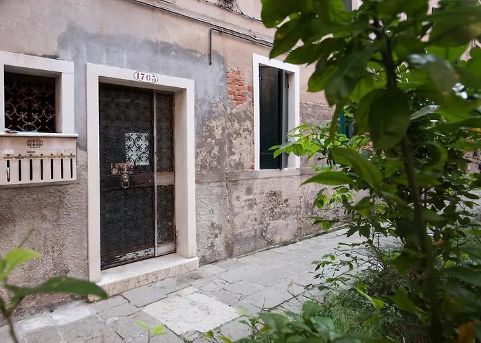 Bed and Breakfast Casa Del Melograno Venedig
