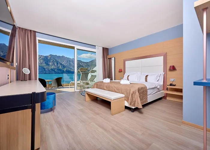 Hotel Castello Lake Front Malcesine