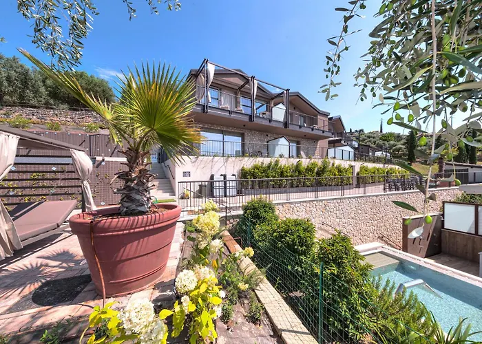 Sky View Garda Lake By Hotel Galvani Torri Del Benaco