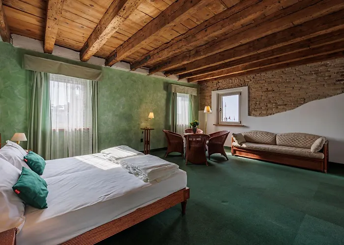 Hotel alla Grotta Lazise