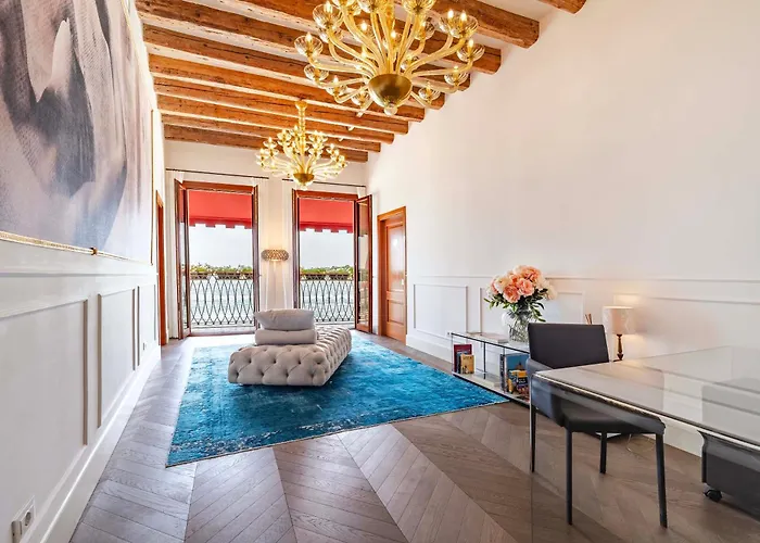 Venice hotels near Basilica di San Marco