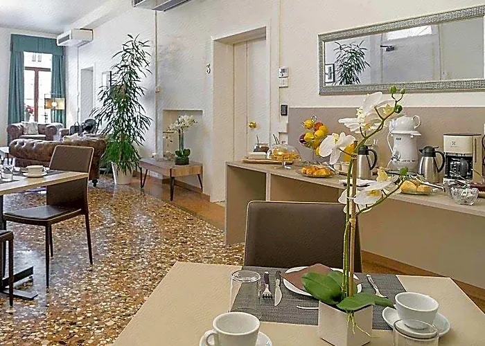 Grand Canal Suites Venice